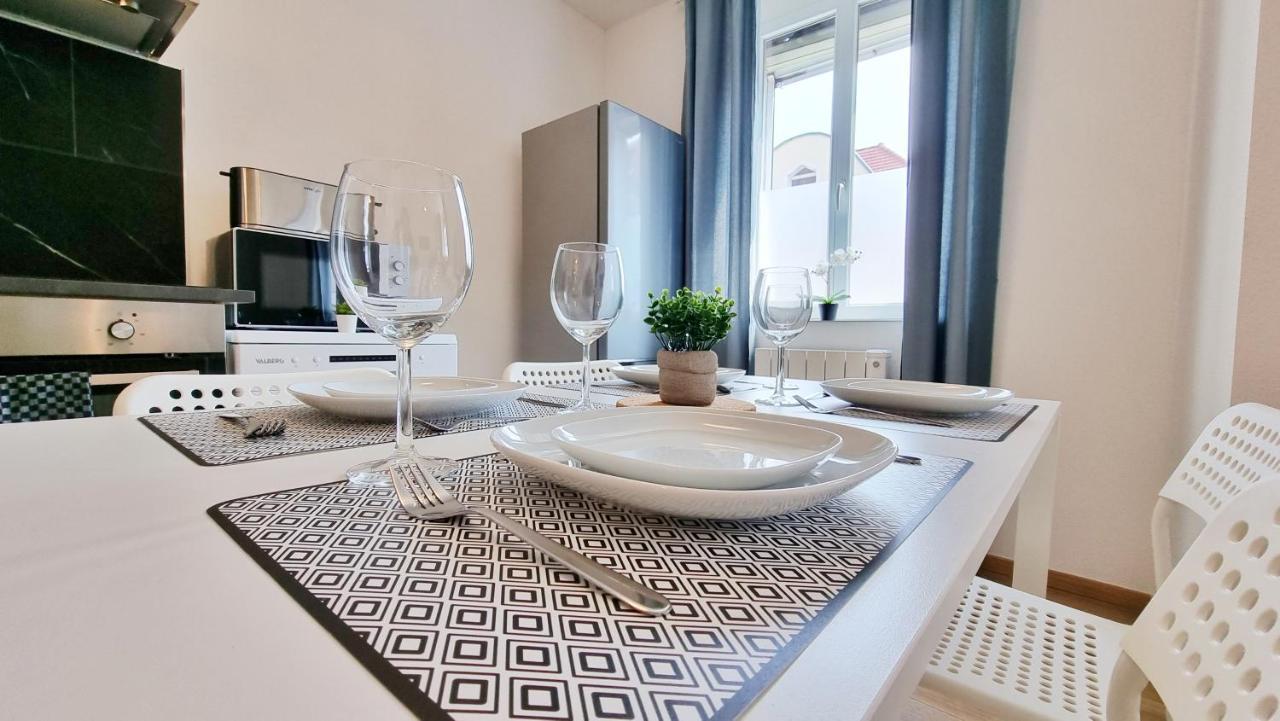Chez Jm - Calme - Chic - Fibre - Relax Bnb Мюлуз Экстерьер фото